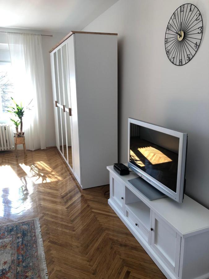 Casa Lusi Lejlighed Novi Sad Eksteriør billede